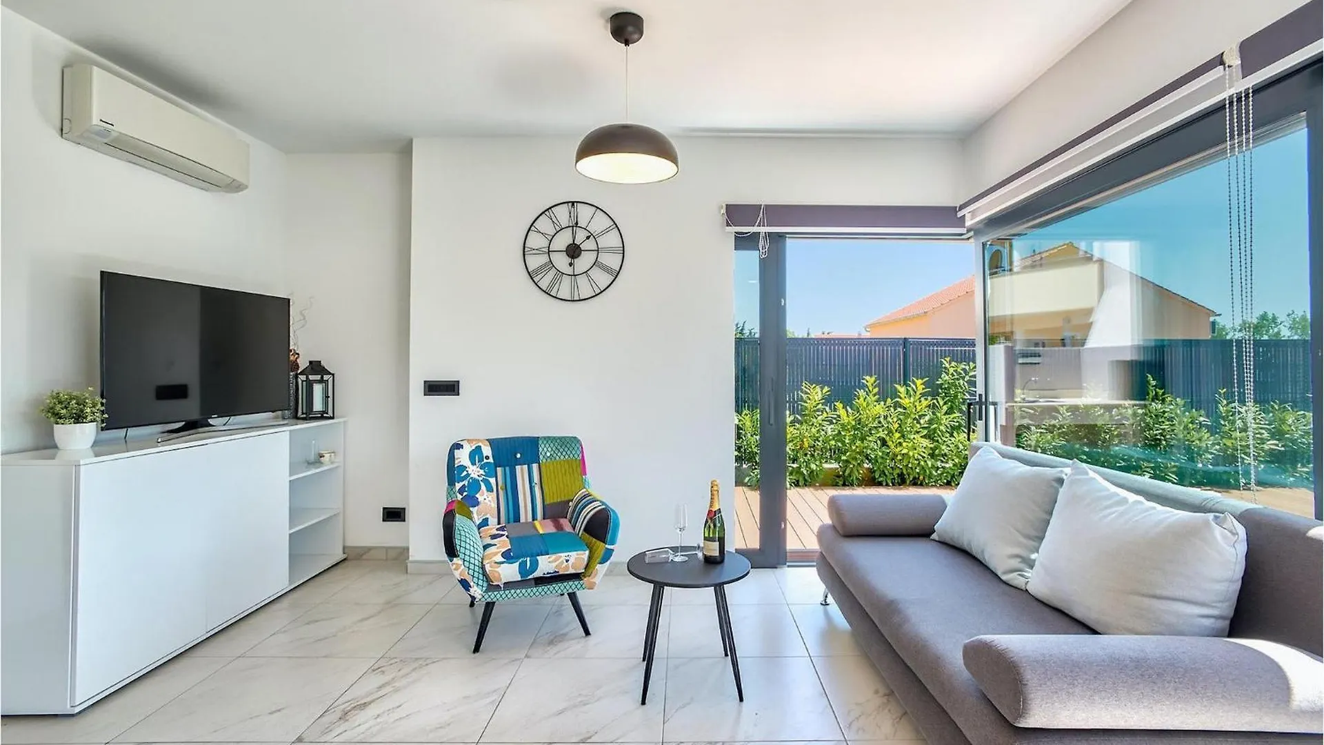 Villa Tuta Zadar 0*,